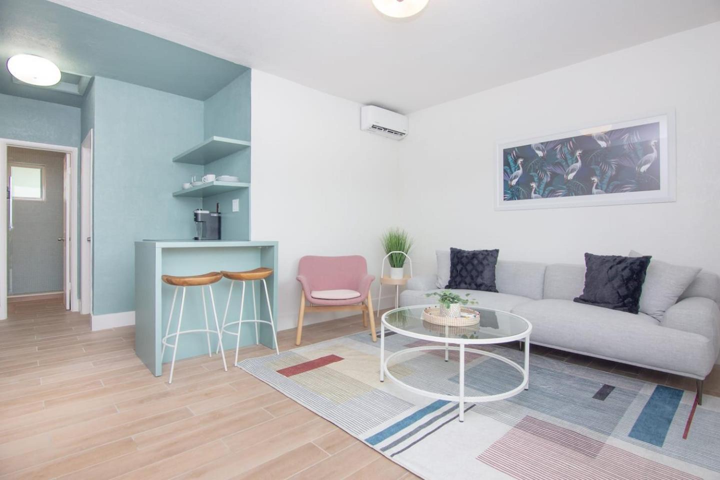 Stylish One Bedroom Apartment In El Portal #4 Miami Exteriér fotografie
